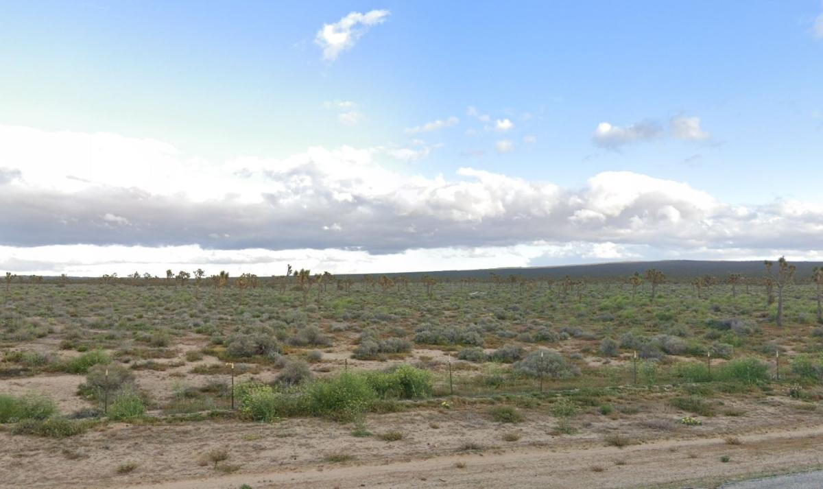  1.3 Acres for Sale in Edwards Air Force Base, CA