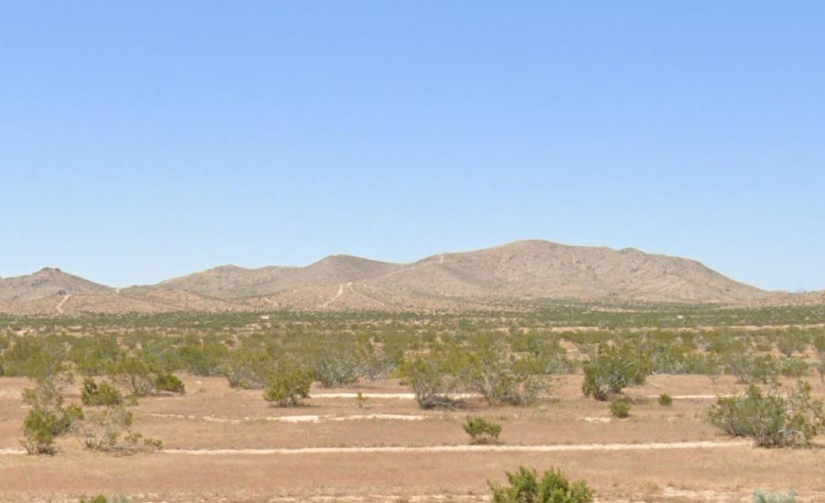  0.28 Acres for Sale in California City, CA