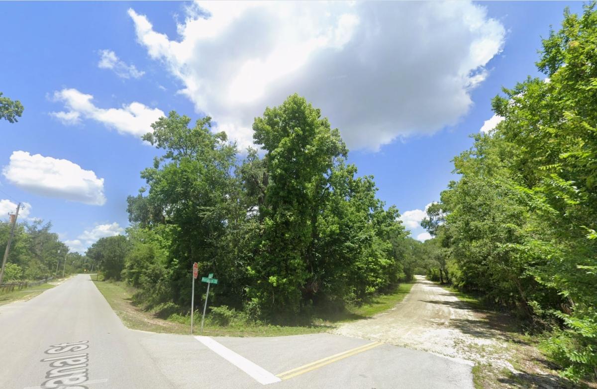  1.16 Acres for Sale in Webster, FL