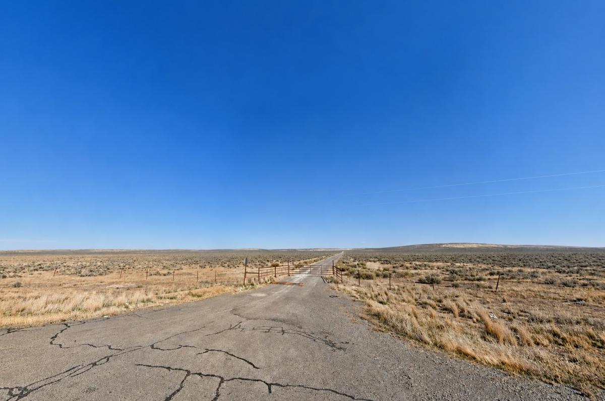  10 Acres for Sale in Jordan Valley, OR