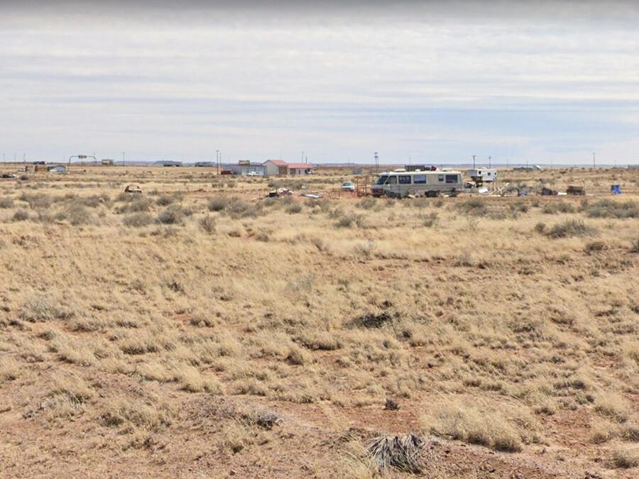 1.32 Acres for Sale in Sun Valley, AZ