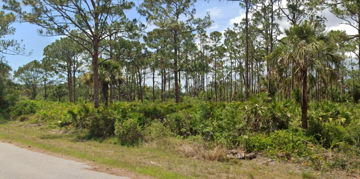 0.23 Acres for Sale in Port Charlotte, Florida
