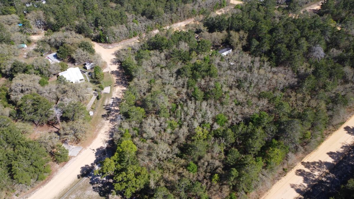 0.82 Acres for Sale in Interlachen, Florida