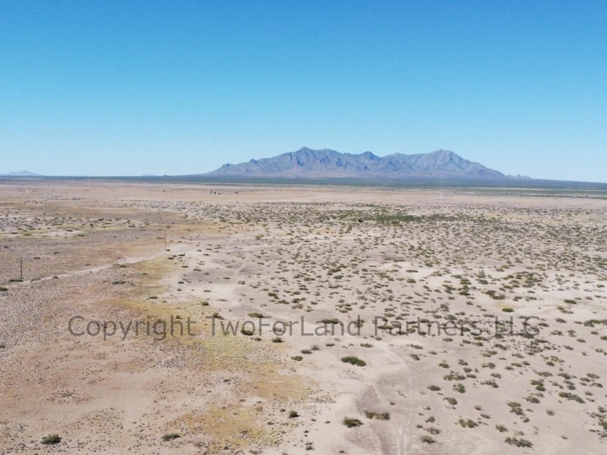 10.5 Acres for Sale in Columbus, New Mexico