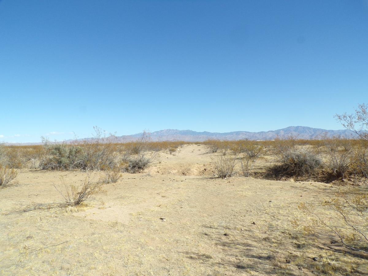 2.21 Acres for Sale in Kingman, Arizona