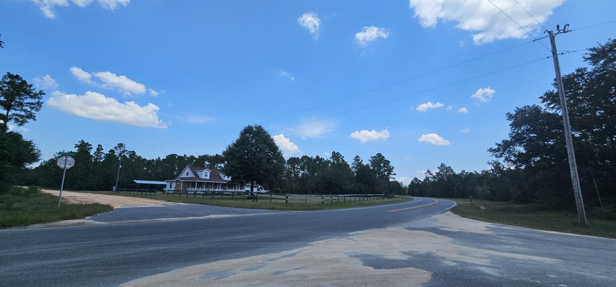 1.1 Acres for Sale in Round Lake, Florida