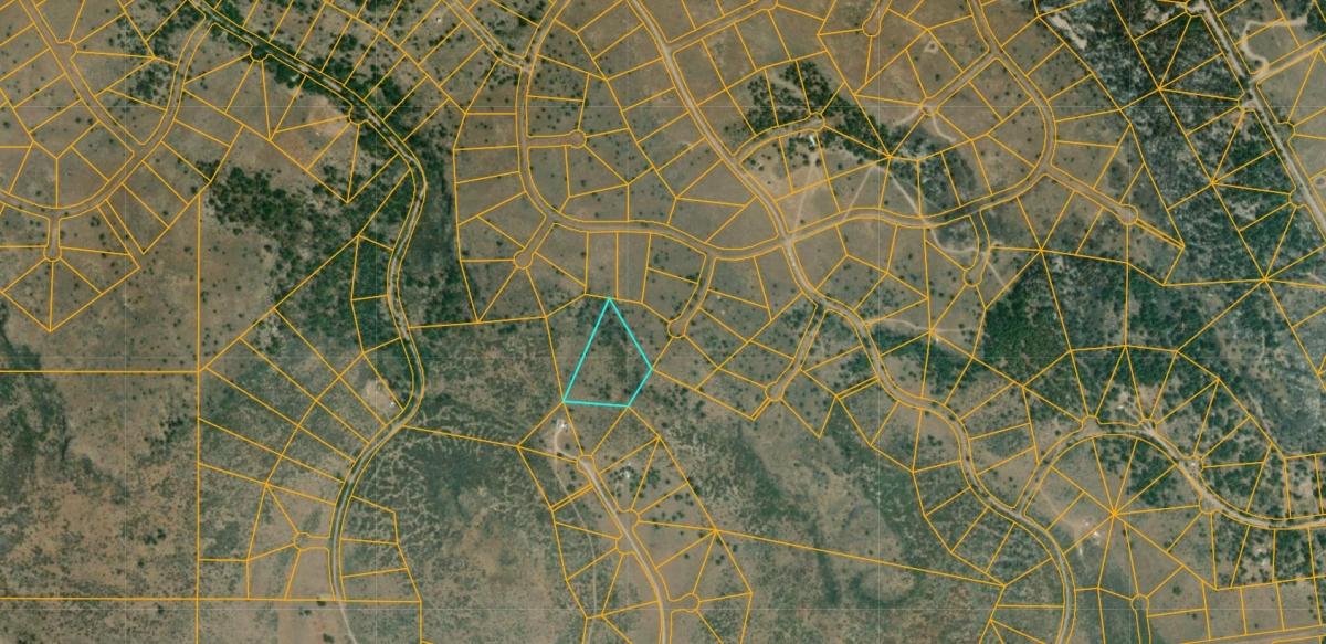 4.2 Acres for Sale in Sprague River, Oregon