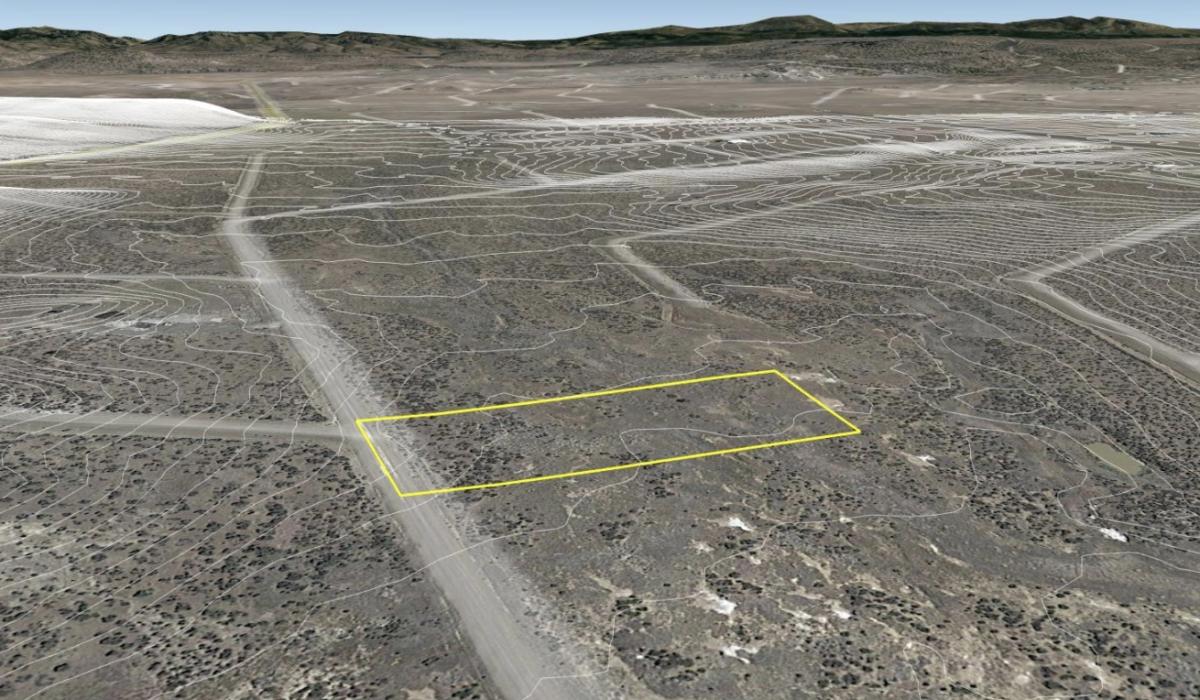 1.11 Acres for Sale in California Pines, California