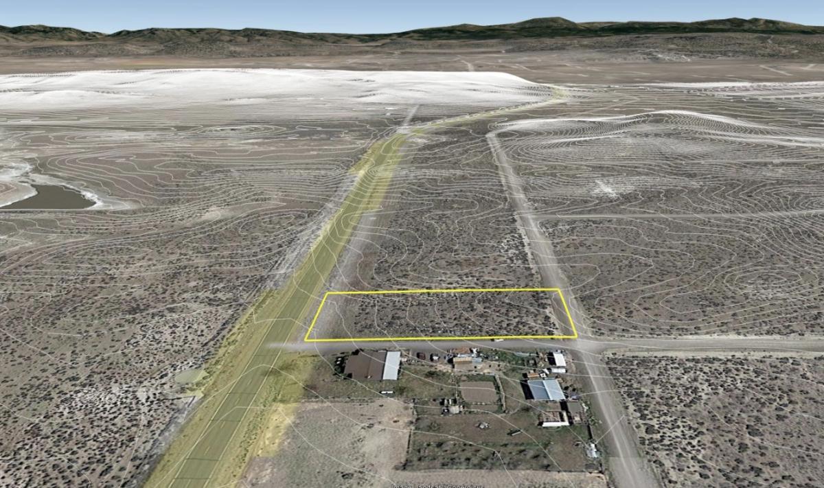 0.9 Acres for Sale in California Pines, California