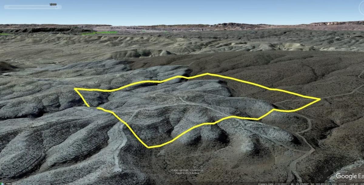 40 Acres for Sale in Terlingua, Texas