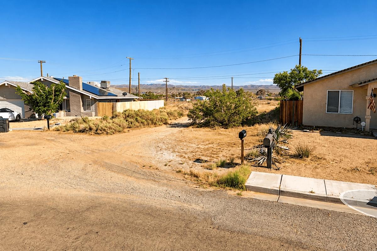 0.17 Acres for Sale in Ridgecrest, California