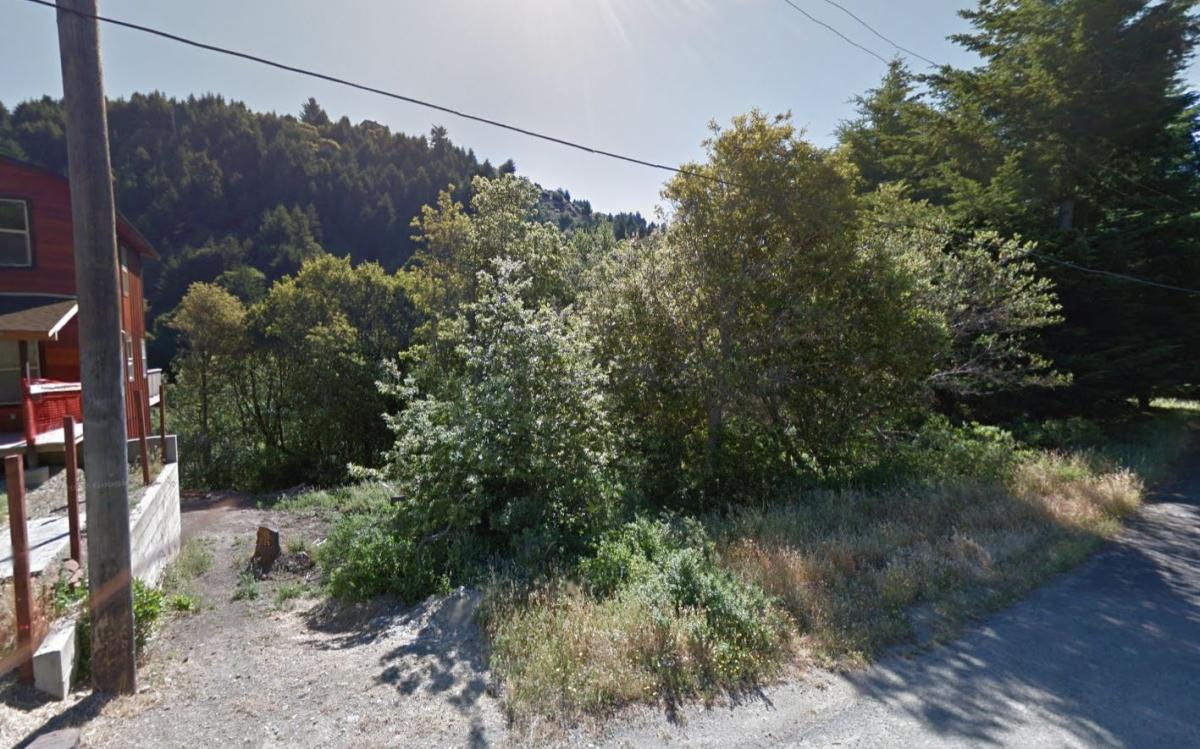 0.13 Acres for Sale in Whitethorn, CA