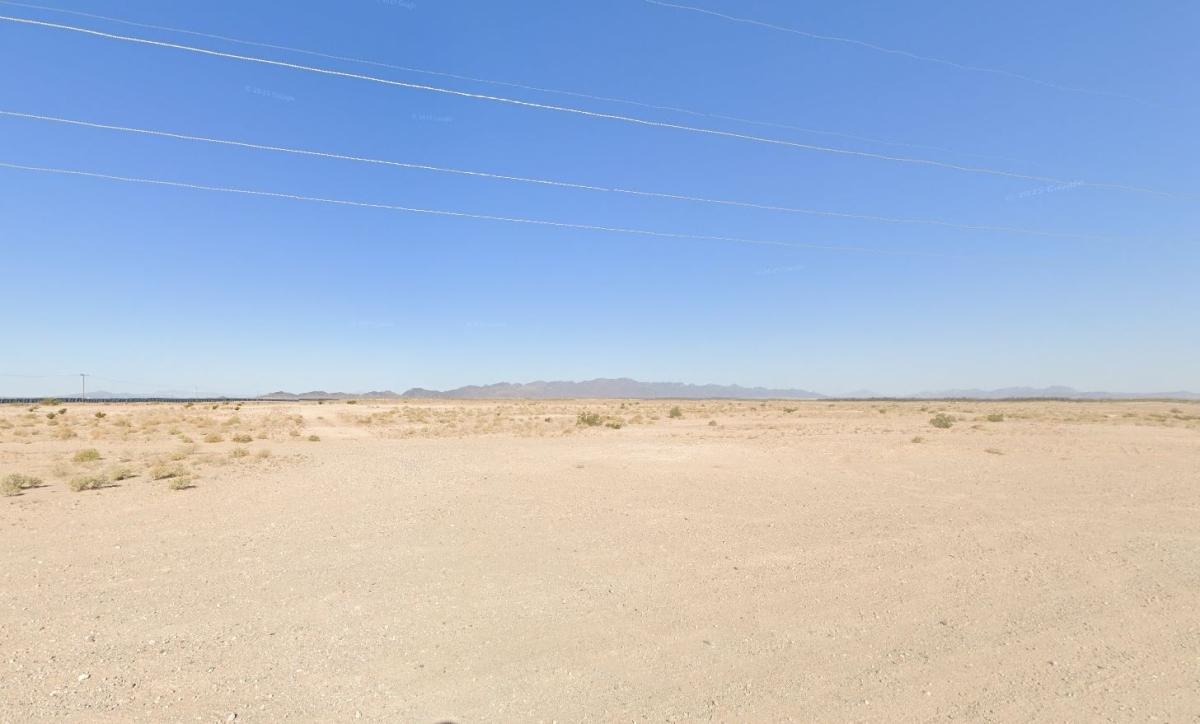 10 Acres for Sale in Blythe, CA